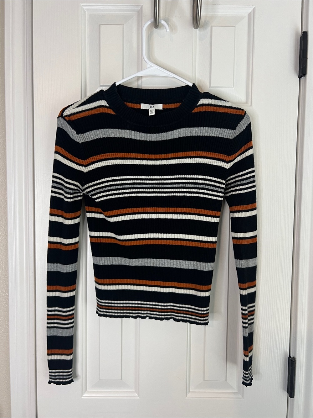 Striped Ribbed Long-Sleeve Tee in Black, White & Brown - Unknown Brand
